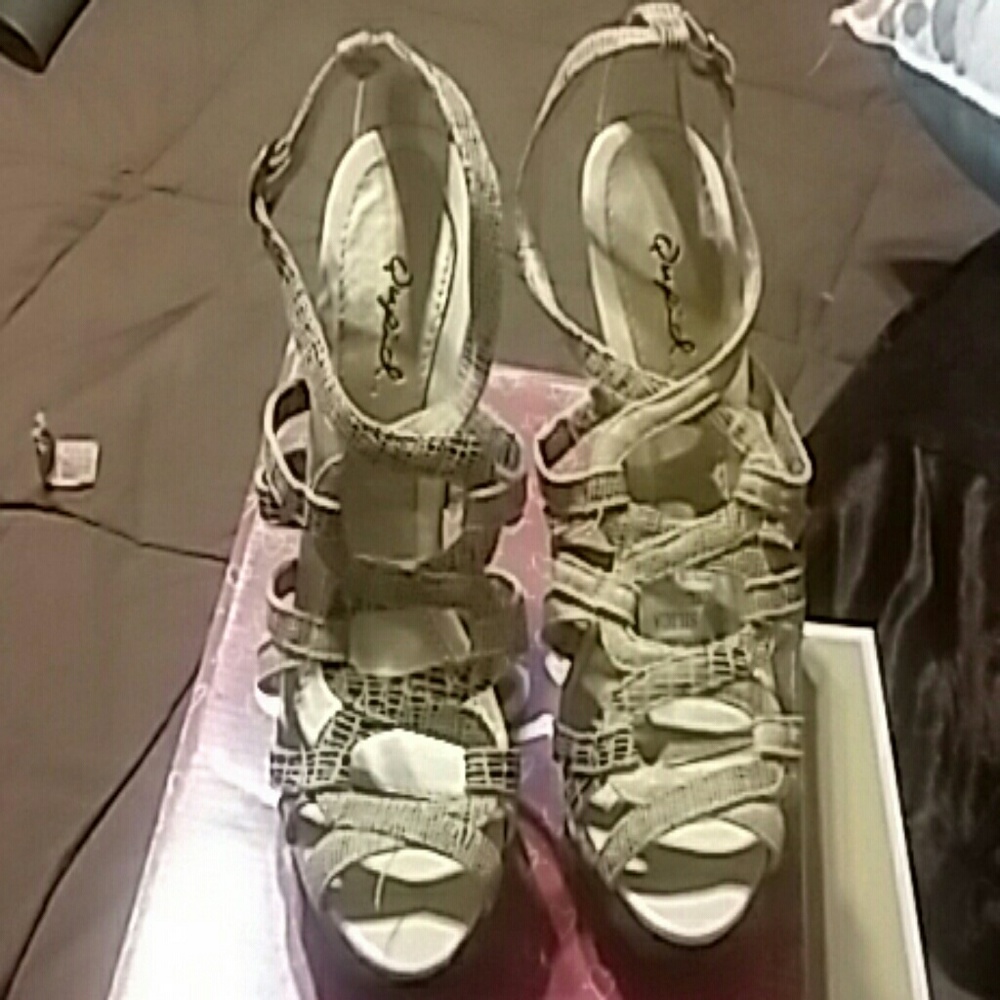 Qupid womens heels
